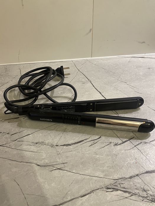 Професійна конусна плойка Geemy GM-403