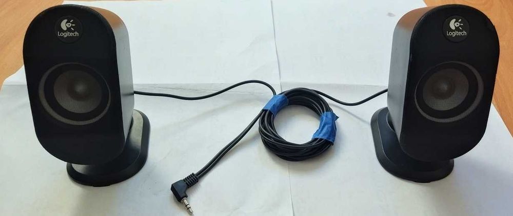 Сателітні колонки Logitech X-210
