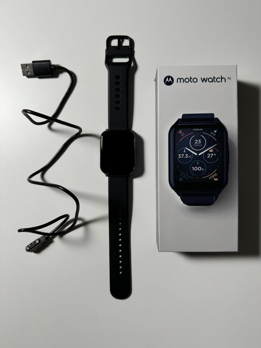 Смарт годинник Moto Watch 70, motorola