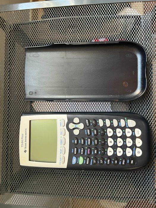 Calculadora Gráfica Texas Intruments (Ti-84 Plus)