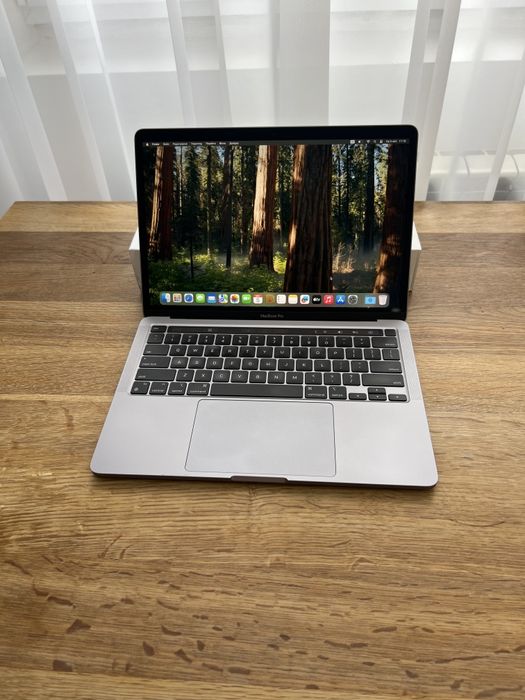 Macbook pro 13 M1 2020 16/256 , ідеал
