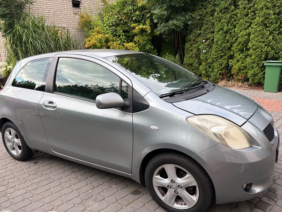 Toyota Yaris 2008 r. silnik 1.5 automat