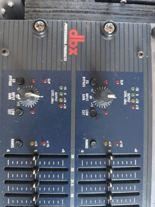 Equalizador DBX 1231