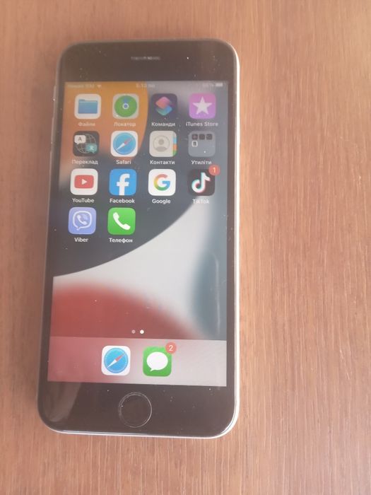 Продам айфон 6s.