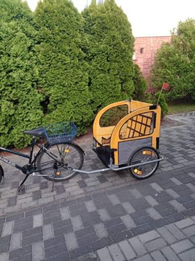 Sprzedam rower z przyczepką dziecięcą