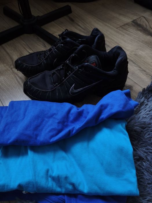 Buty męskie Nike plus koszulki