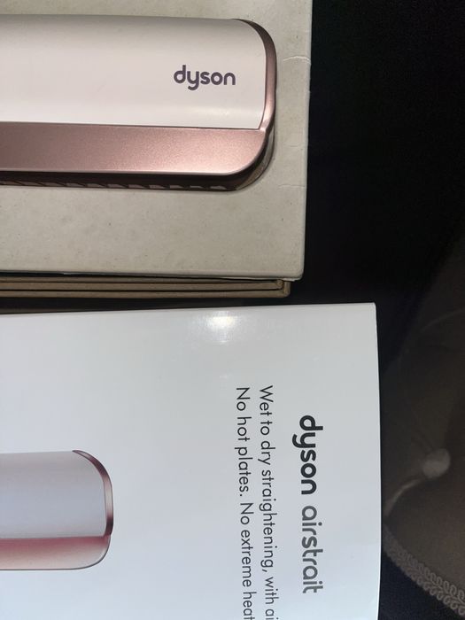 Випрамляч-фен Дайсон