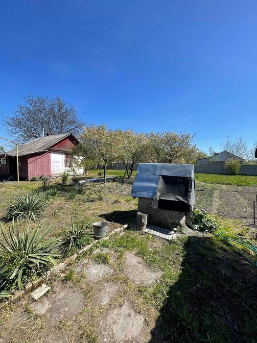 Цегляний будинок в с. Сілець, 7 км від Шептицького