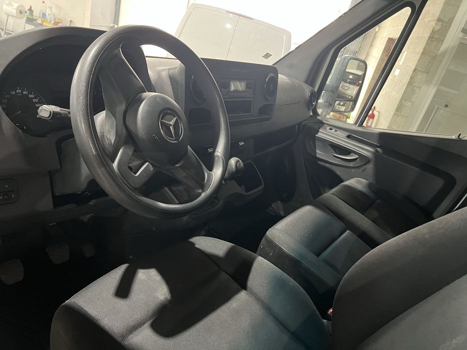 Mercedes Sprinter 2023