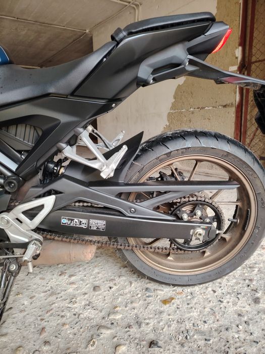 Sprzedam hondę CB125R