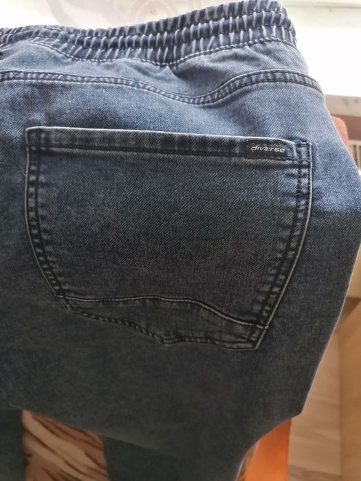 Nowe Diverse XL, joggery męskie, paragon.