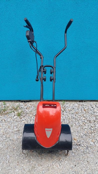 Glebogryzarka elektryczna Hecht 740