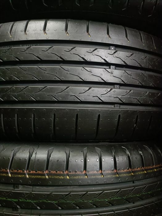 Pneus 195/55/18 Continental