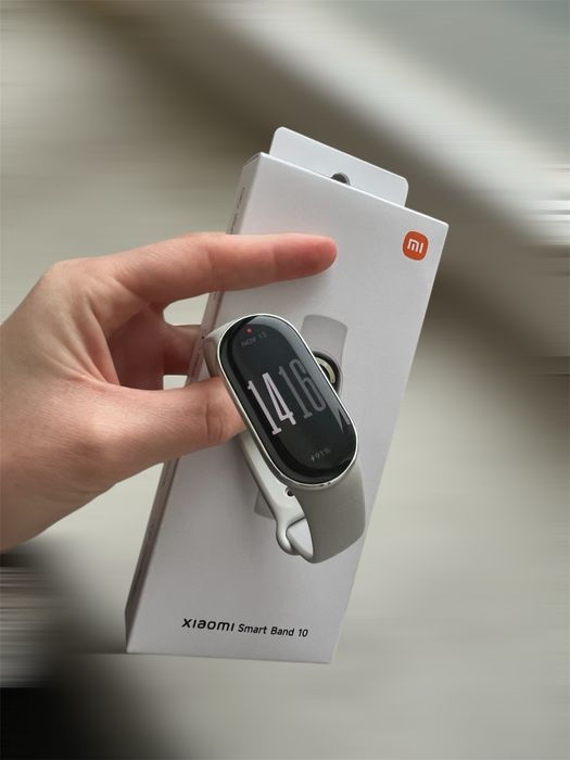 Фітнес браслет Xiaomi Smart Band 10