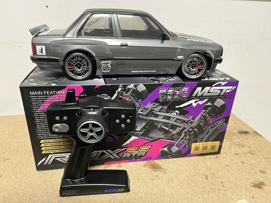 Carro telecomandado deift