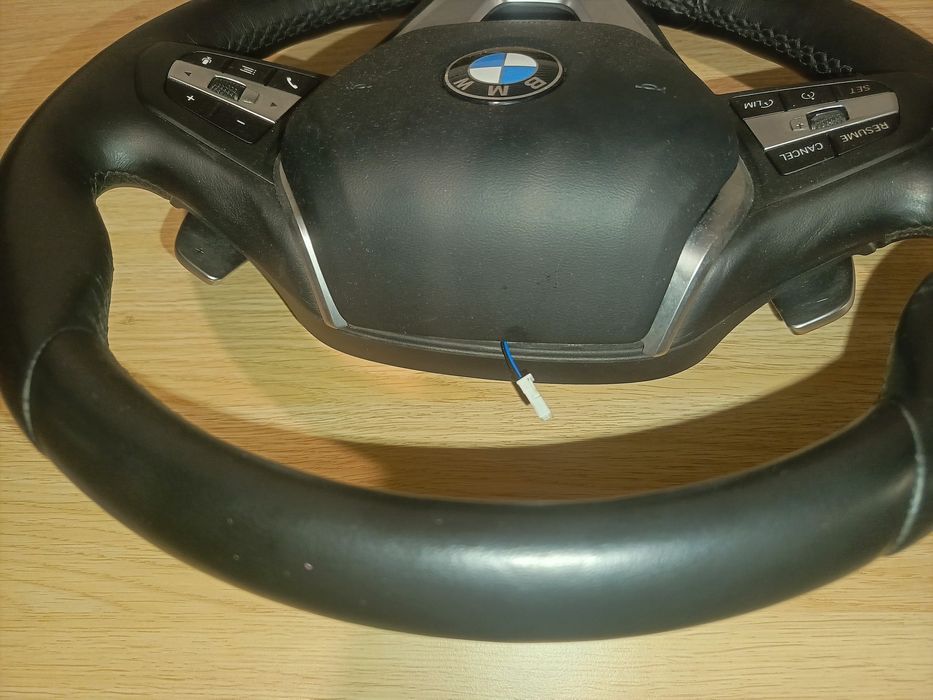 Продам руль BMW 3