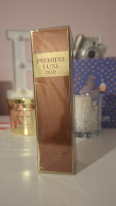Avon Premiere Luxe Oud