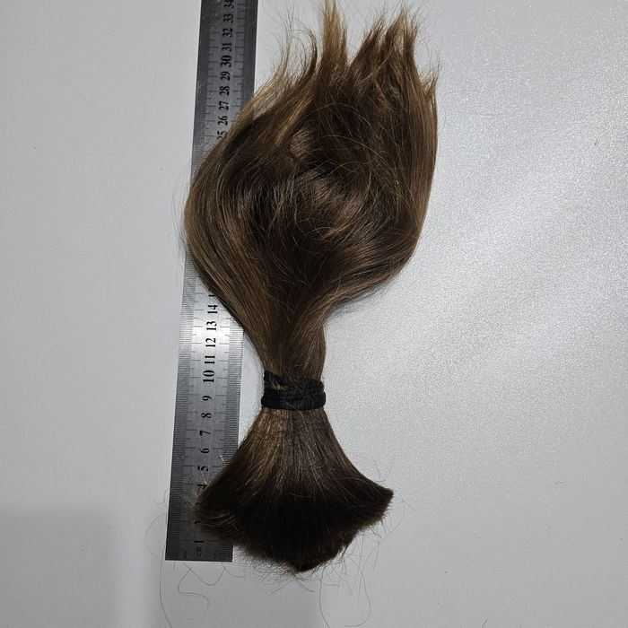 Зріз натурального слов'янського волосся, каштан, 35 см, 110 грам
