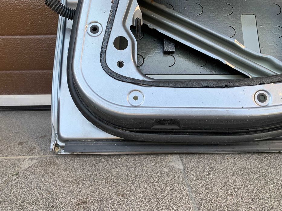 Bmw 5 e61 kombi drzwi prawy tył prawe SPACEGRAU A52/7