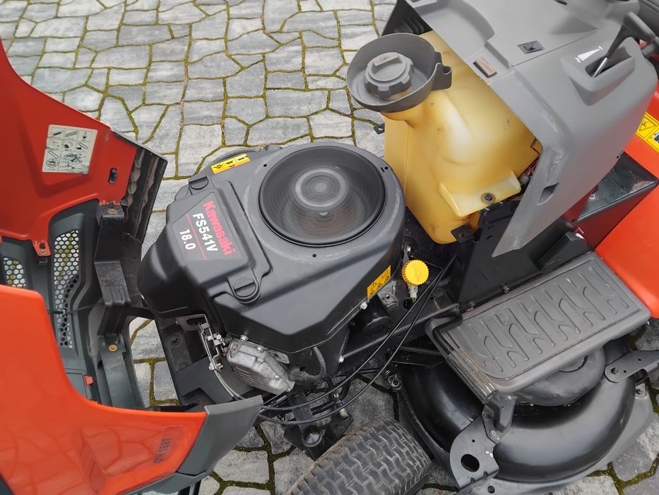 Mocny i solidny traktorek kosiarka Husqvarna 18 km pompa hydro