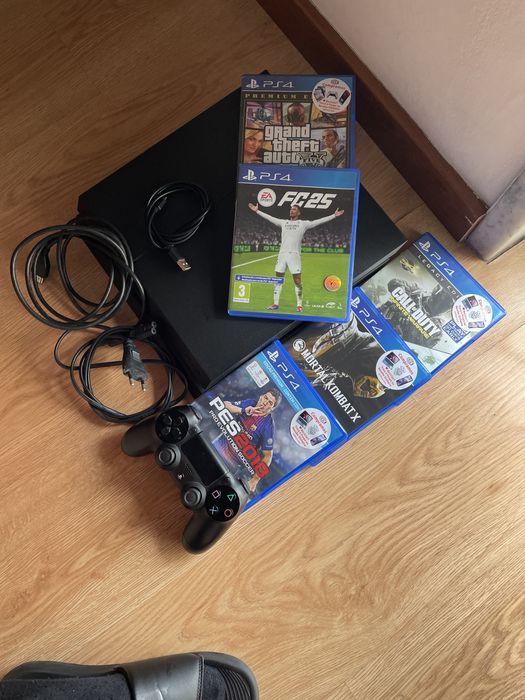 PlayStation 4 em bom estado