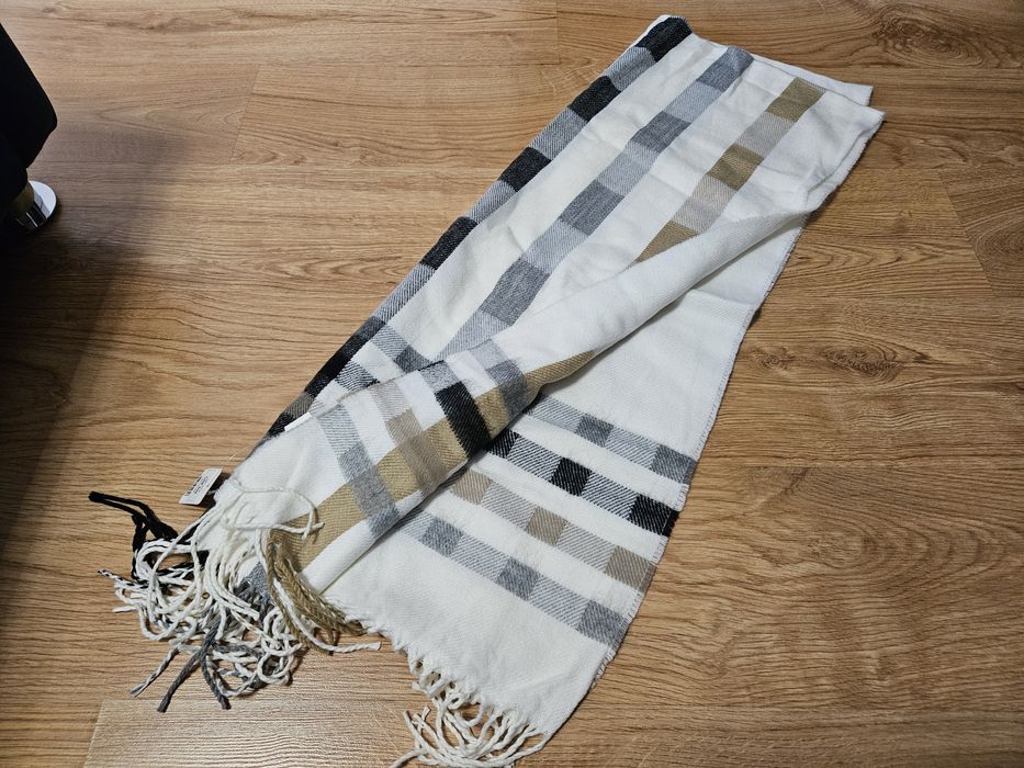 Szalik w kratkę zimowy Sinsay nowy