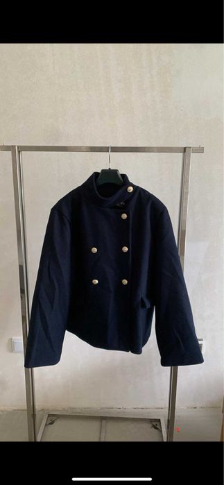 Ubrania nowe z metkami