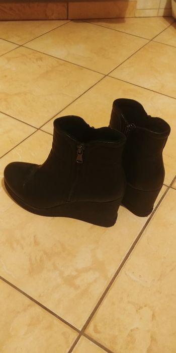 Buty na koturnie roz.36 Lasocki jesien/zima
