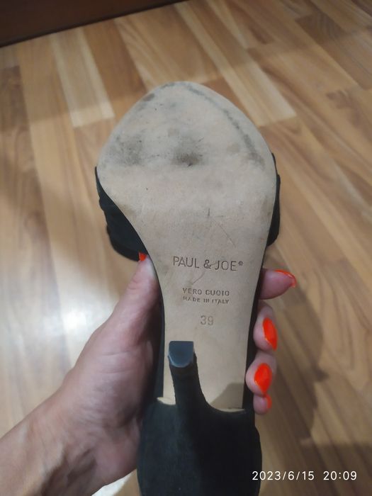 Жіночі туфлі з відкритим носком