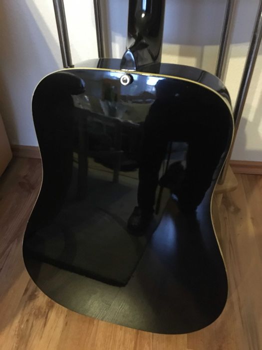 Gitara akustyczna Ibanez