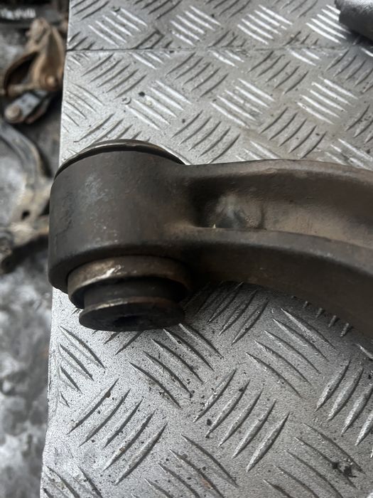 Рычаг передний Jeep Grand Cherokee wk год 07 чероки гранд