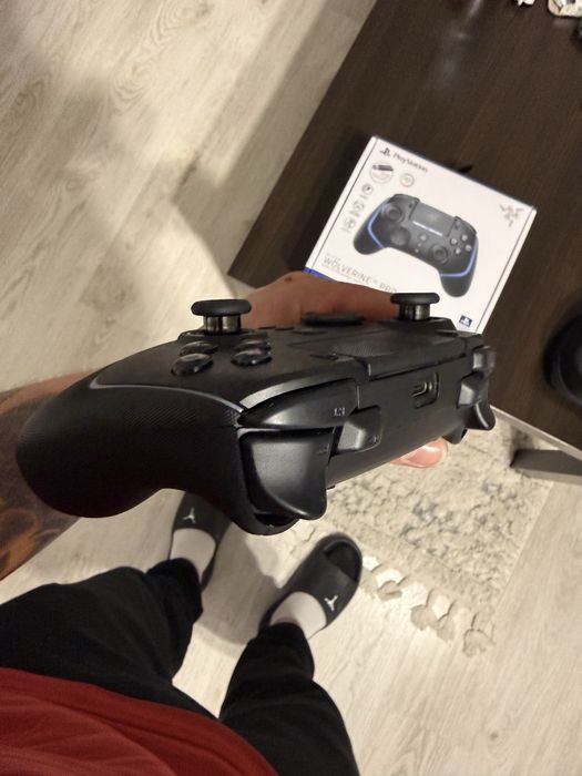 Pad Ps5 Razer Volverine v2 pro