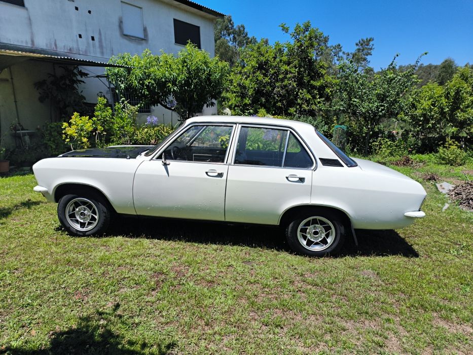 Opel Ascona 1604S