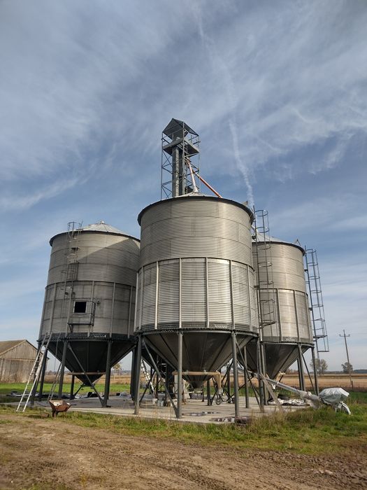 Silos zbożowy lejowy 150 t petkus 4szt bin