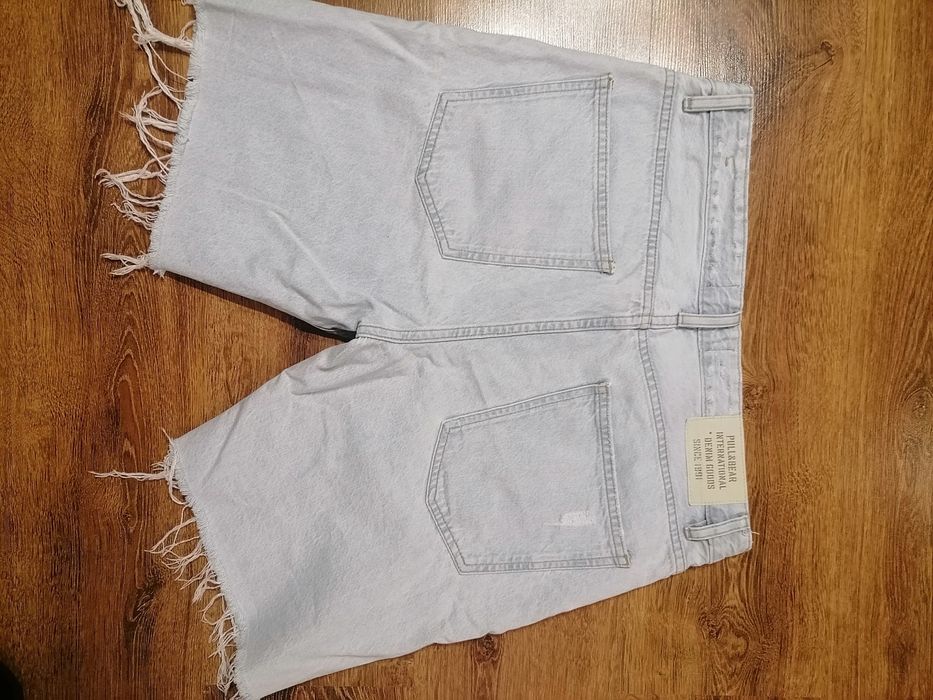 Męskie spodenki jeansowe