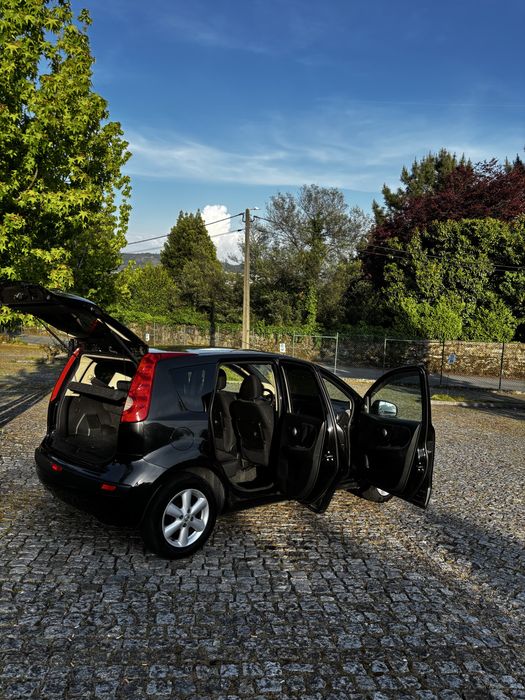 Nissan Note 2007 Diesel - Super Económico e Espaçoso!