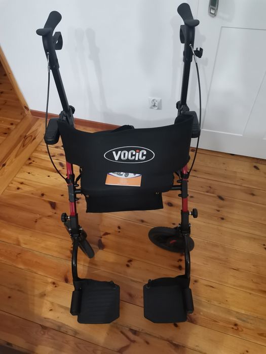 Sprzedam wózek inwalidzki, balkonik VOCIC 2w1