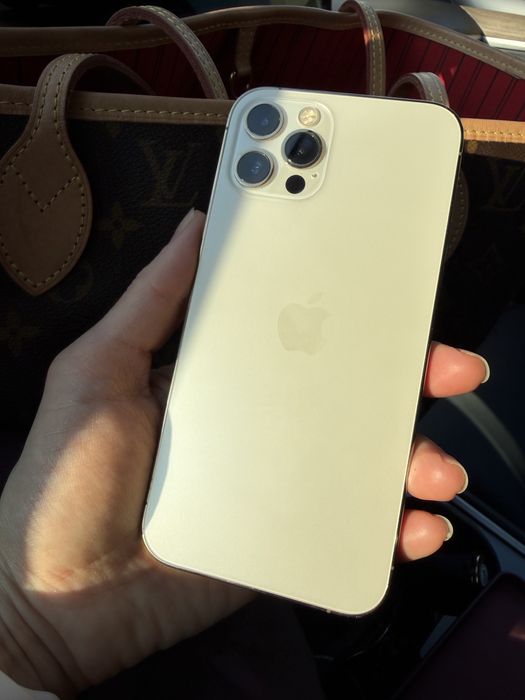 Iphone 12 pro 256 Гб