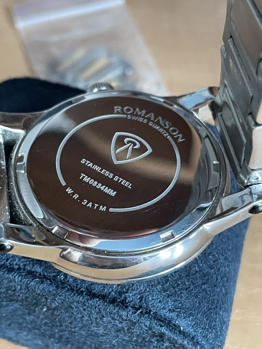 Продам часы Romanson