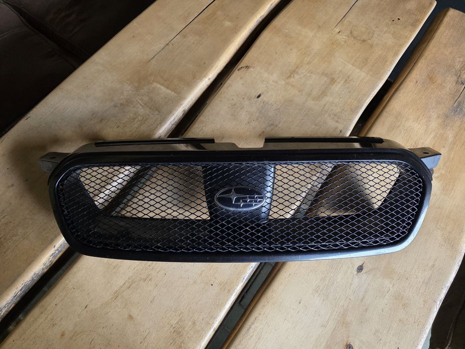 Grill akcesoryjny Subaru Legacy IV Outback III LIFT