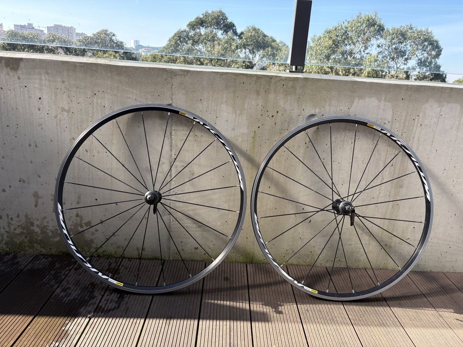 Rodas Mavic Aksium Originais – Estrada – Leves e Fiáveis – Excelente Estado