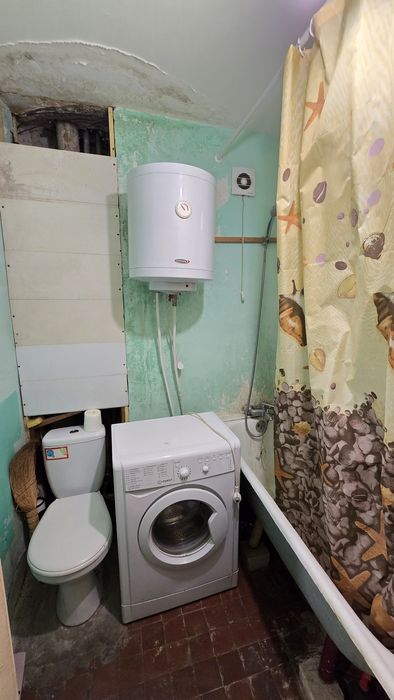 Хлебодарское, Продам квартиру 33 кв. Хрущёвка, 4 этаж, балкон