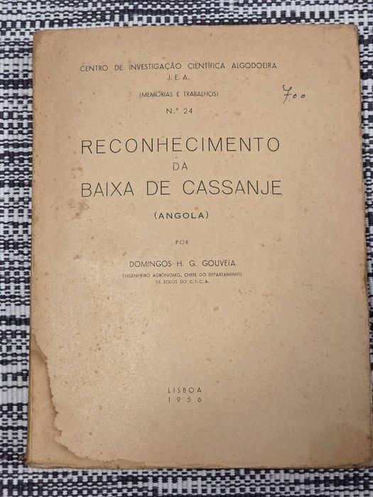 Conjunto de onze livros da Província Ultramarina de Angola