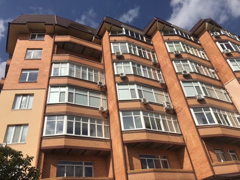 новострой, квартира свободной планировки, 220кв.м.