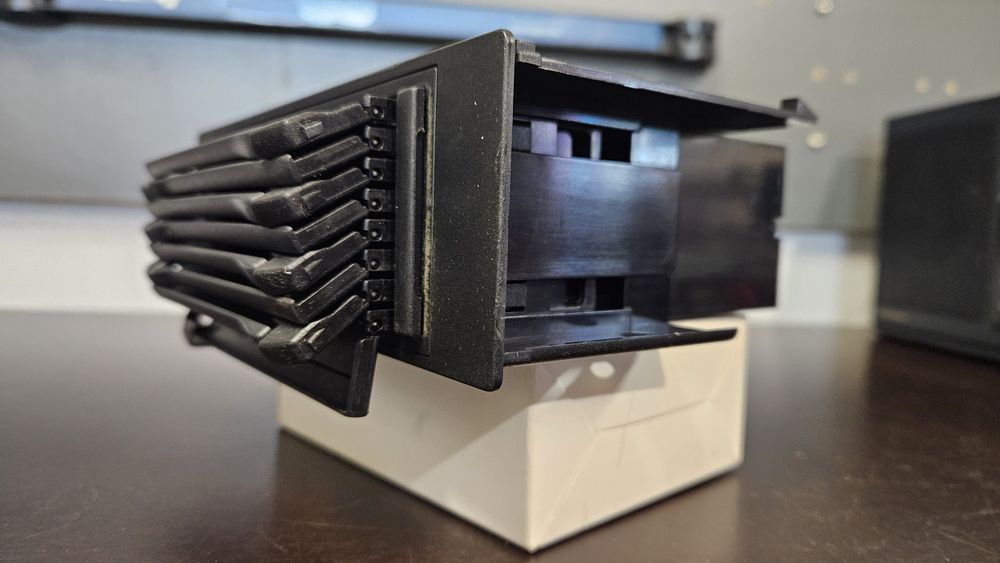 Oryginalny Magazynek CD Volvo 850 S70 V70 C70 | OEM