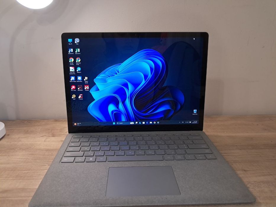 microsoft surface laptop 2 - купити ноутбуки - Ціна на OLX.ua