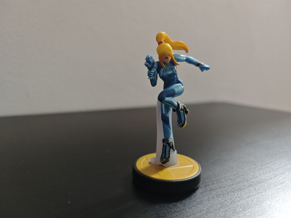 Amiibo Super Smash Bros Zero Suit Samus