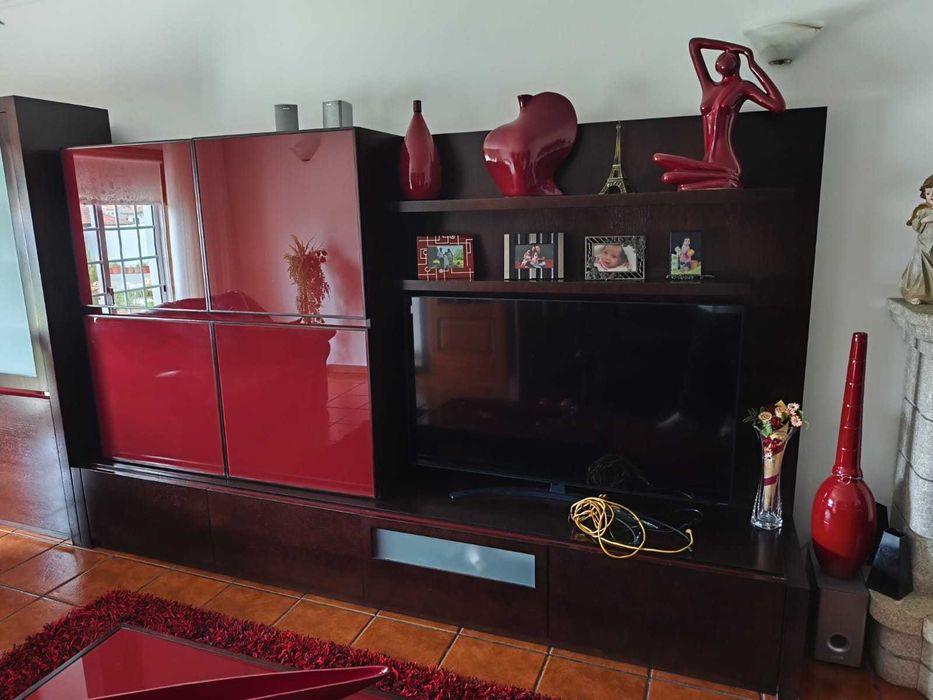 Mobilia de Sala de Luxo – Cerejeira Maciça e Vidro Lacado (Conjunto Completo)