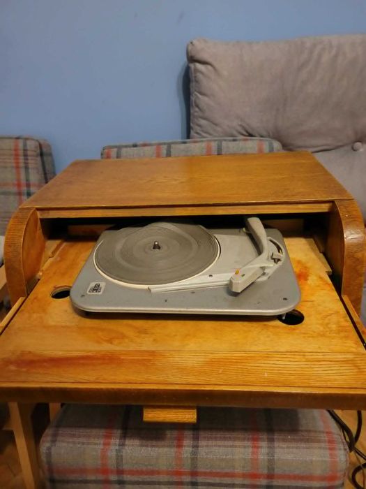 Retro szafka + gramofon • PRL • mid-century • klimatyczny mebel