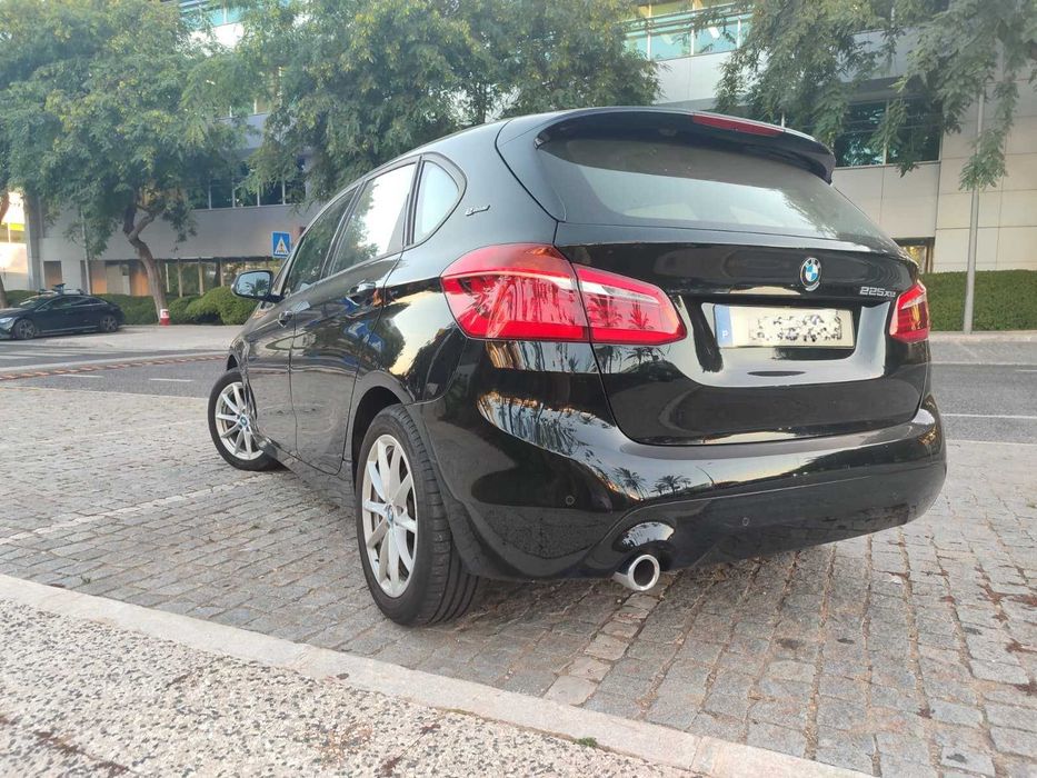 BMW 225xe híbrido plug-in PHEV